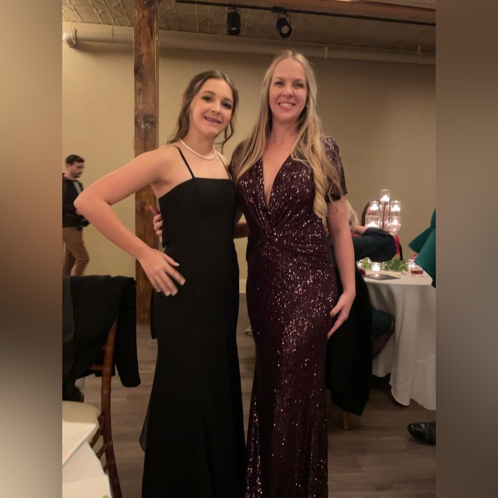 XSCAPE Size 4 Formal Dress